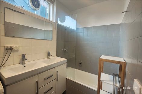 Property photo of 37/458 St Kilda Road Melbourne VIC 3004