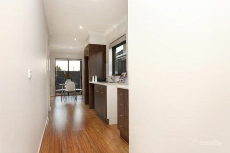 Property photo of 13 Compton Parade Sunshine North VIC 3020