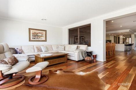 Property photo of 60 Guthridge Parade Sale VIC 3850