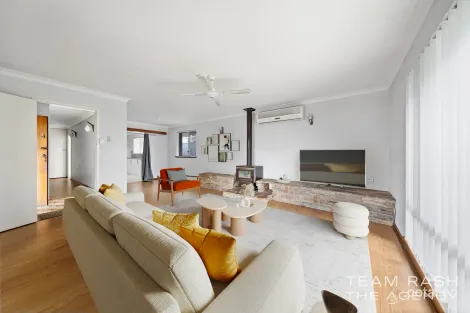 Property photo of 35 Nye Way Orelia WA 6167