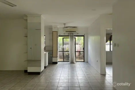 Property photo of 2/33 Hope Street Clifton Beach QLD 4879