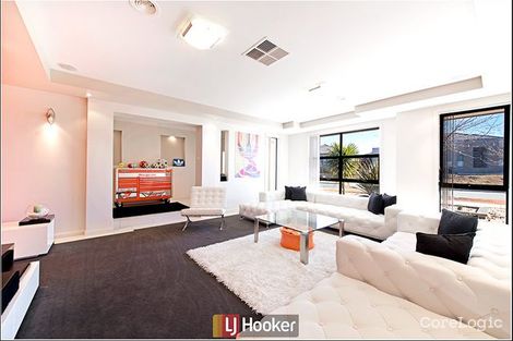 Property photo of 16 Gavin Long Street Franklin ACT 2913