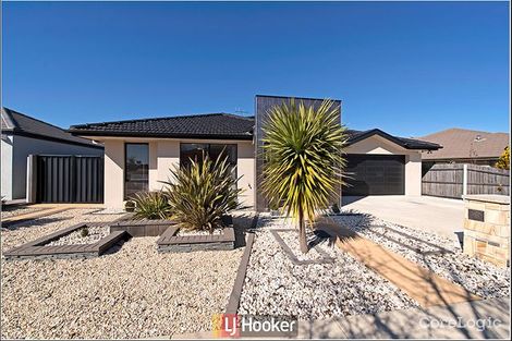 Property photo of 16 Gavin Long Street Franklin ACT 2913