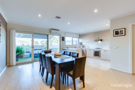 Property photo of 12/3 Gourlay Road Hillside VIC 3037