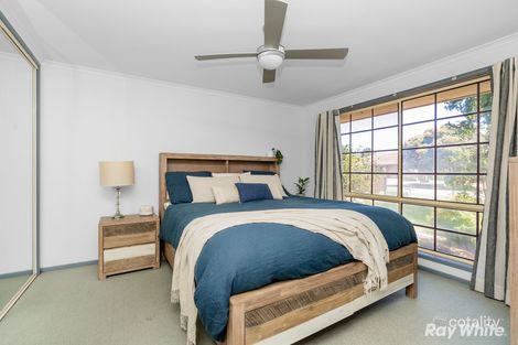 Property photo of 39 Grevillea Crescent Lake Albert NSW 2650