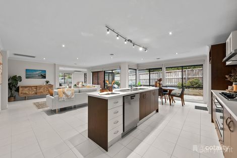Property photo of 62 Lynbrook Boulevard Lynbrook VIC 3975