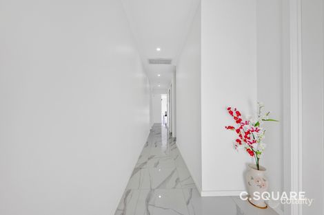 Property photo of 32 Rialto Circuit Craigieburn VIC 3064