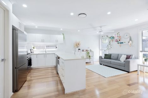 Property photo of 9 Barrow Circuit Jordan Springs NSW 2747