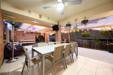 Property photo of 37 Codrington Circuit Pacific Pines QLD 4211