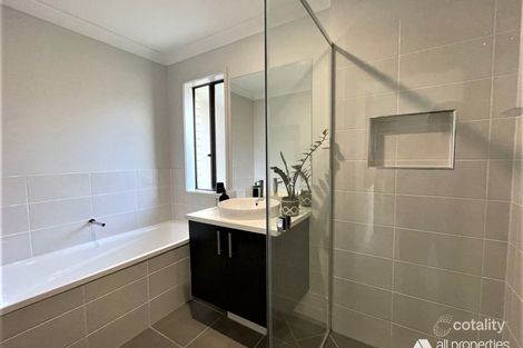 Property photo of 8 Tirrel Street Yarrabilba QLD 4207