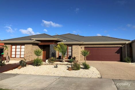 Property photo of 43 Mountainview Boulevard Cranbourne North VIC 3977
