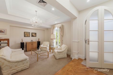 Property photo of 25 Treevalley Drive Doncaster East VIC 3109