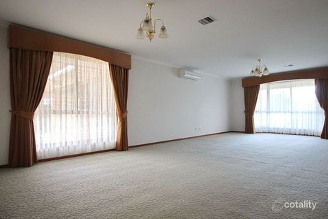 Property photo of 54 Nantilla Crescent Werribee VIC 3030