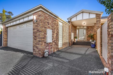 Property photo of 13 Ferncroft Court Berwick VIC 3806