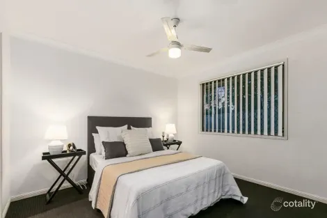 Property photo of 34 Wirra Circuit Wynnum West QLD 4178