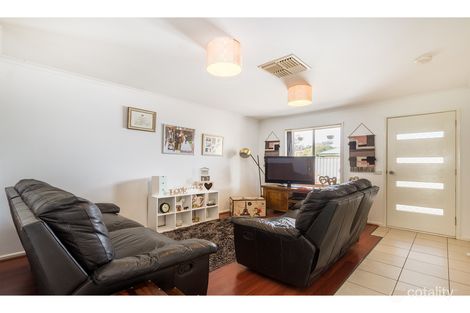 Property photo of 1/17 Kurrajong Crescent West Albury NSW 2640