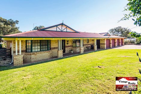 Property photo of 10 Waterside Pass Byford WA 6122