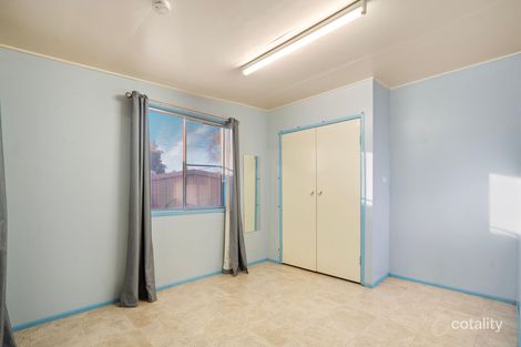 Property photo of 1 Loveanius Street Silkstone QLD 4304