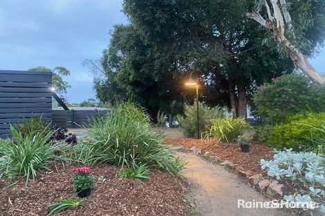 Property photo of 4 Fenton Avenue Rosebud VIC 3939