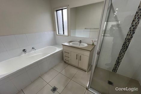 Property photo of 28 Geoghegan Circuit Oran Park NSW 2570