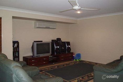 Property photo of 1/8 Windsor Street Glenella QLD 4740