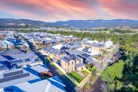 Property photo of 1 Curramore Terrace Tullimbar NSW 2527