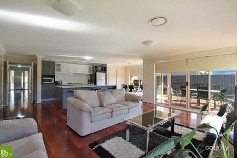 Property photo of 11 Waterview Avenue Haywards Bay NSW 2530