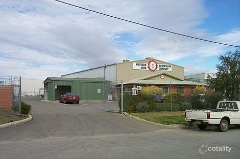 13 Hanson St, Maddington, WA 6109