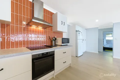Property photo of 38 Balmain Way Heathridge WA 6027
