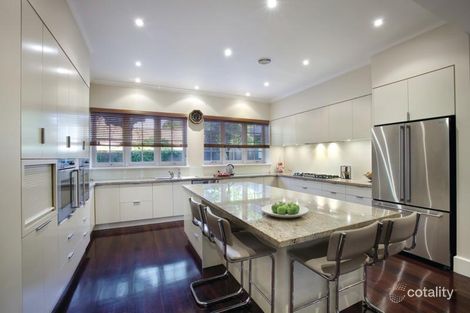 Property photo of 98-100 Mont Albert Road Canterbury VIC 3126