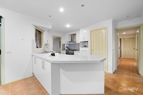 Property photo of 19 Callistemon Crescent Narre Warren VIC 3805