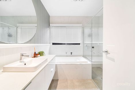 Property photo of 71 Jeanine Crescent Nirimba QLD 4551