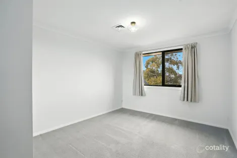 Property photo of 16 Wassell Place Lindisfarne TAS 7015