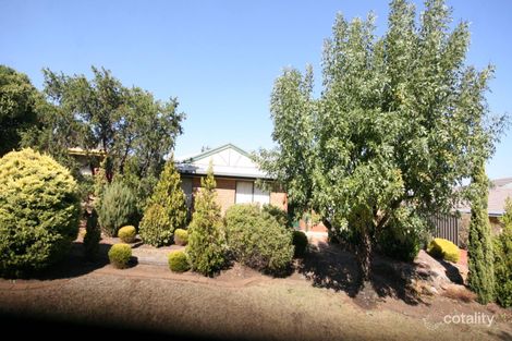 4 Sampson Cres, Old Reynella, SA 5161