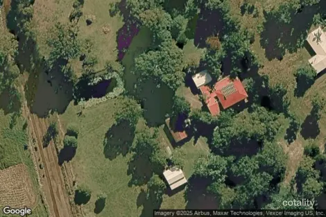 Property photo of 25 Campbell Parade Beachmere QLD 4510