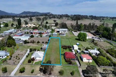 Property photo of 10 Erindee Avenue Tenterfield NSW 2372
