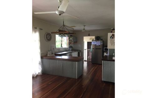 Property photo of 33 Lucas Paddock Road Pinnacle QLD 4741