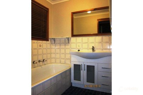 Property photo of 18 Carpenter Close Calwell ACT 2905