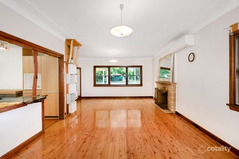 Property photo of 28 Waratah Road Turramurra NSW 2074