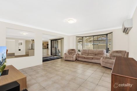 Property photo of 4 Greenhaven Circuit Woongarrah NSW 2259
