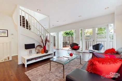 6a Foam St, Elwood, VIC 3184