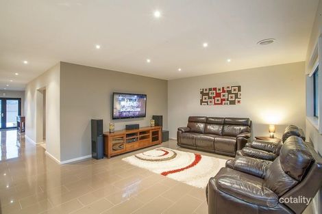 Property photo of 16 Rattray Court Canadian VIC 3350