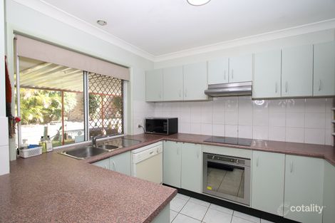 Property photo of 19 Honeysuckle Place Forest Lake QLD 4078