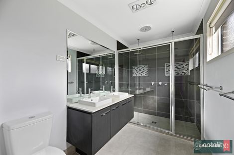 Property photo of 76 Davey Drive Trafalgar VIC 3824