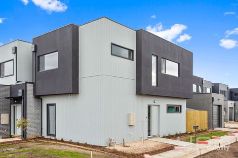 Property photo of 20 Malachite Drive Tarneit VIC 3029