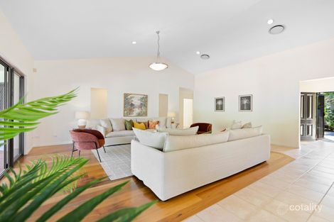 Property photo of 25 Shepton Crescent Mudgeeraba QLD 4213