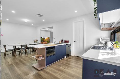 Property photo of 8 Sinopia Street Tarneit VIC 3029