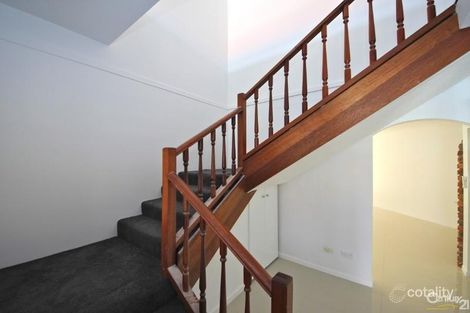 Property photo of 11 Hooker Boulevard Broadbeach Waters QLD 4218