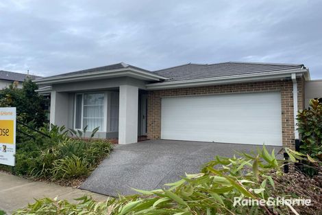 44 Lionsgate Cres, Tarneit, VIC 3029