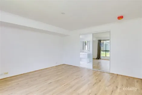 Property photo of 83 Parkes Drive Helensvale QLD 4212